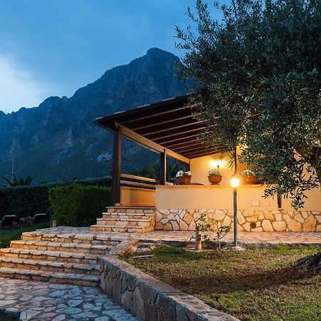 Villa Baia Verde Кустоначи Екстериор снимка