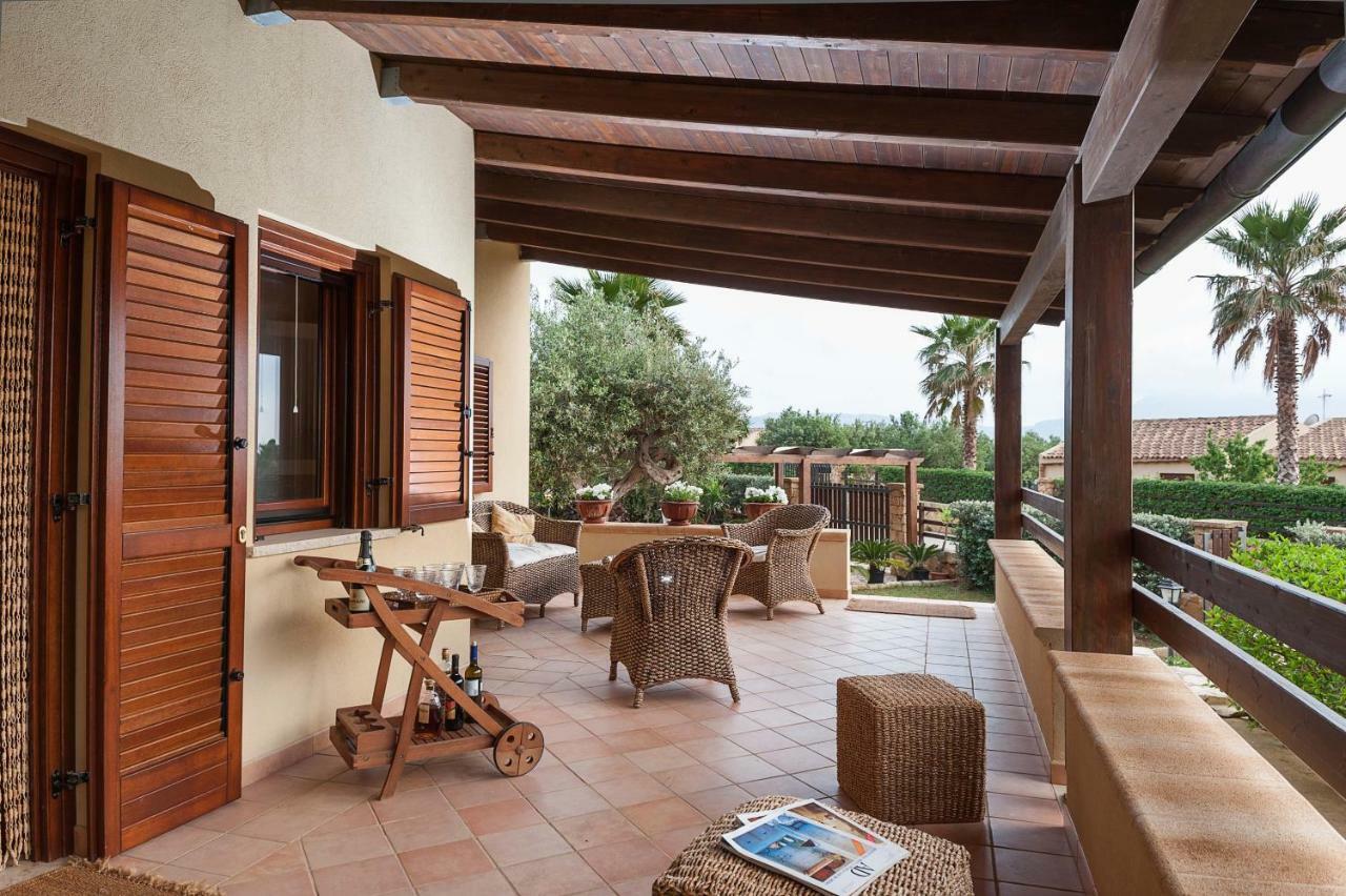 Villa Baia Verde Кустоначи Екстериор снимка