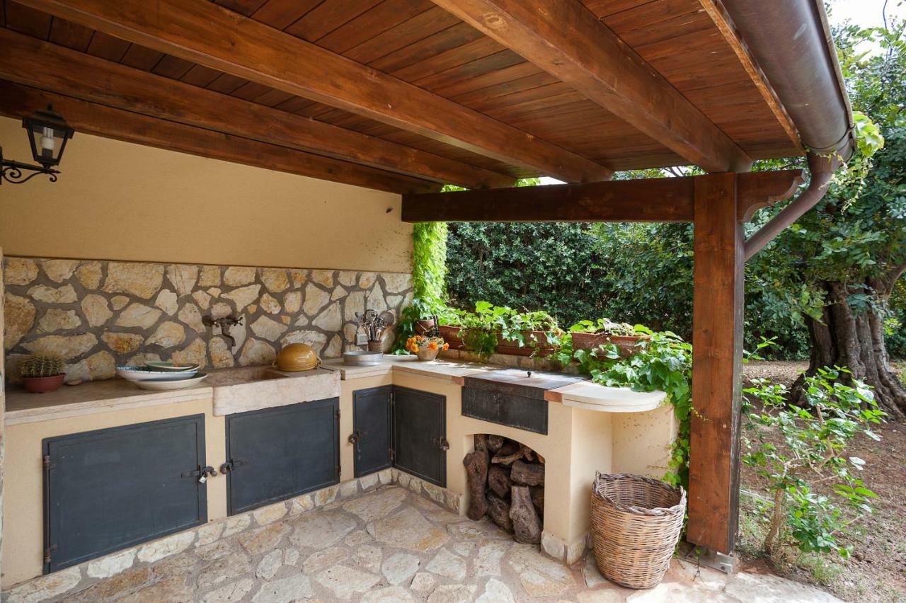 Villa Baia Verde Кустоначи Екстериор снимка