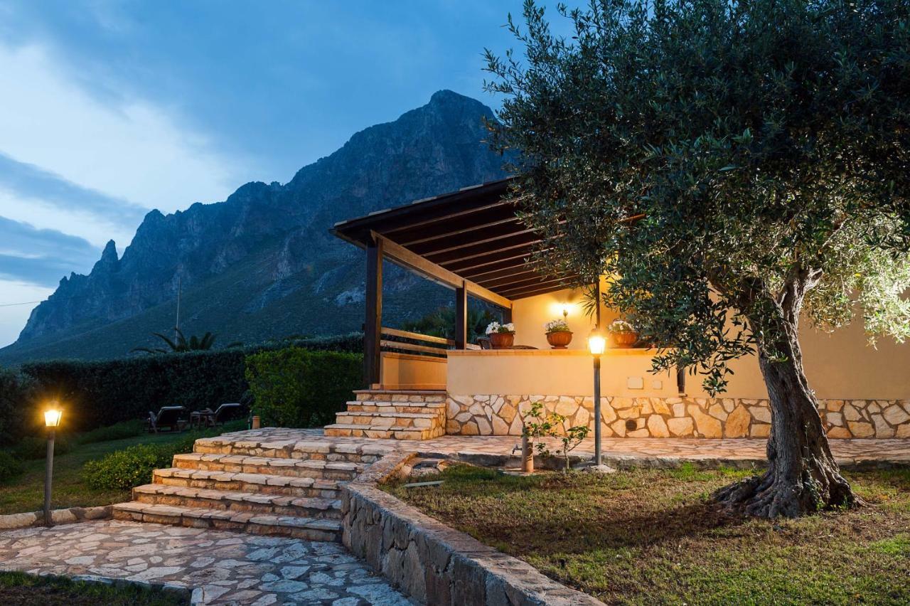 Villa Baia Verde Кустоначи Екстериор снимка