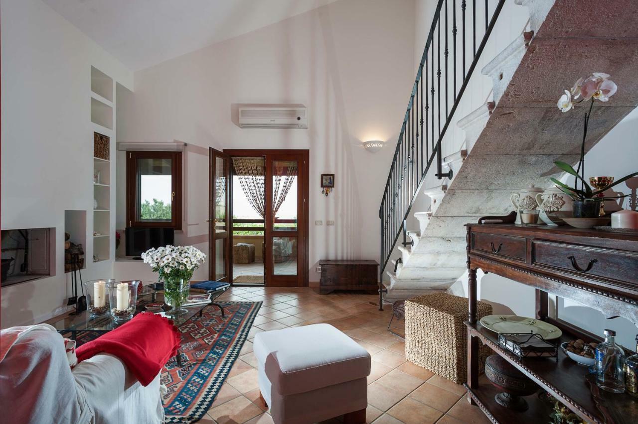 Villa Baia Verde Кустоначи Екстериор снимка