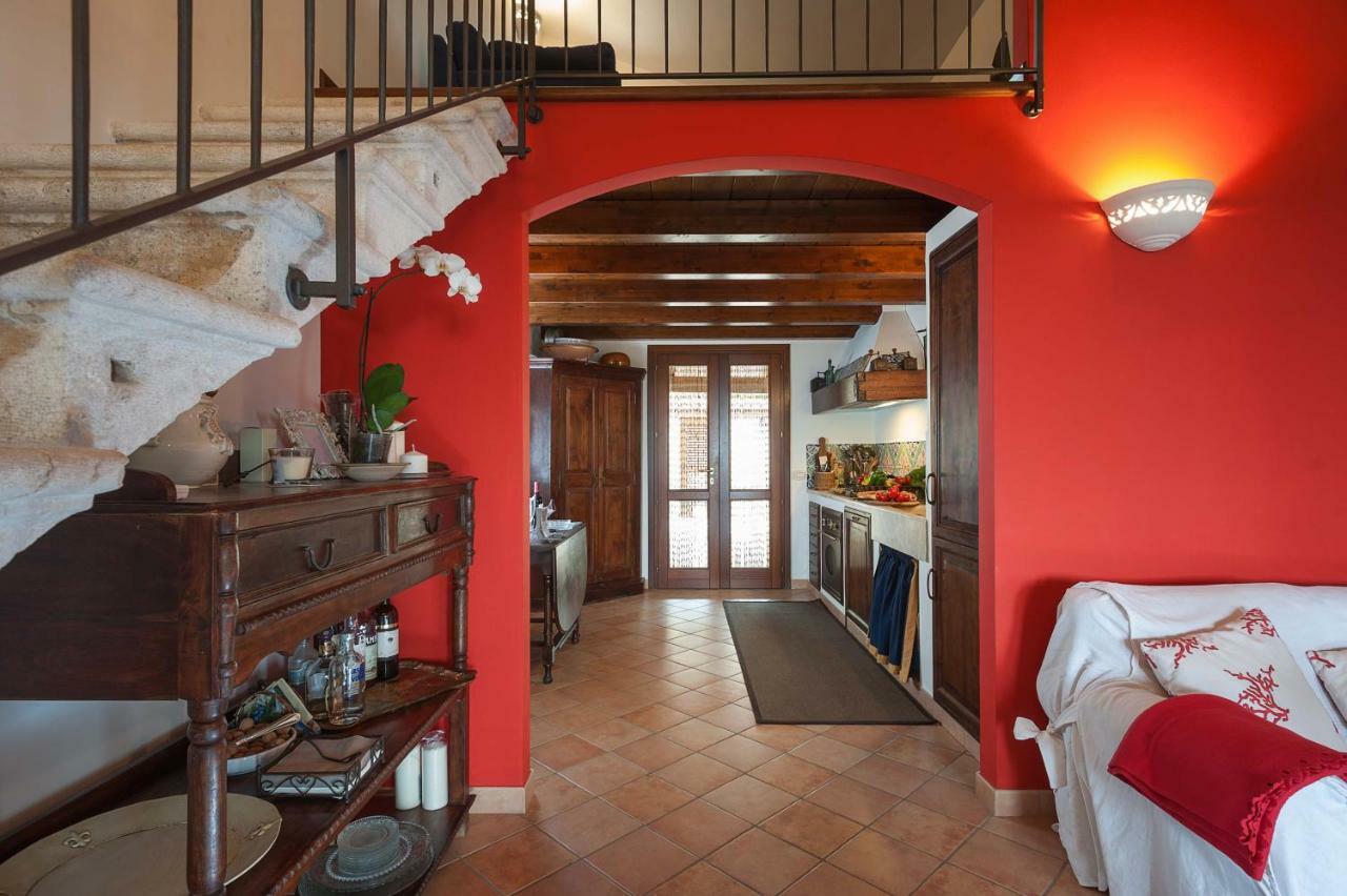 Villa Baia Verde Кустоначи Екстериор снимка